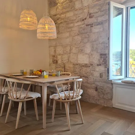 Apartamento Tomazina Vis